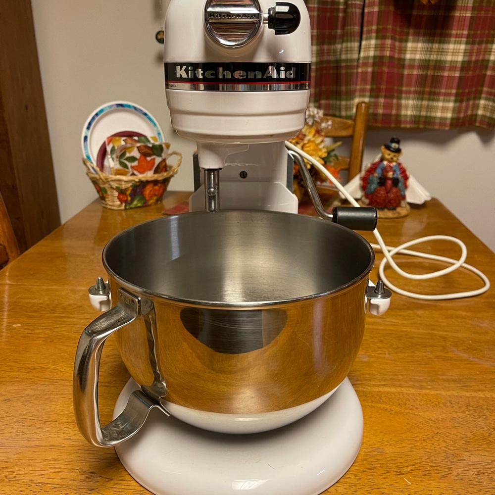 KitchenAid Professional 600 Series 6 qt. Bowl-lift Stand Mixer